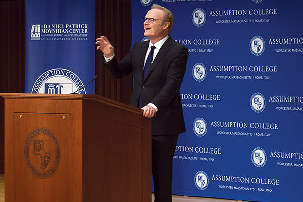 On October 18, Lawrence O'Donnell – political analyst, actor, writer, and host of MSNBC’s The Last Word with Lawrence O’Donnell – presented the inaugural lecture of the Daniel Patrick Moynihan  Center for Scholarship and Statesmanship at Assumption College. His lecture, titled “A Personal Reflection on Daniel Patrick Moynihan: The Scholar and Statesman,” was a personal and professional reflection of his time working for the late senator  and how Sen. Moynihan influenced his career.